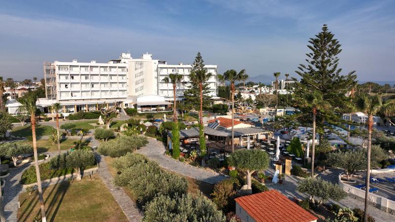 Atlantis Hotel - image 28