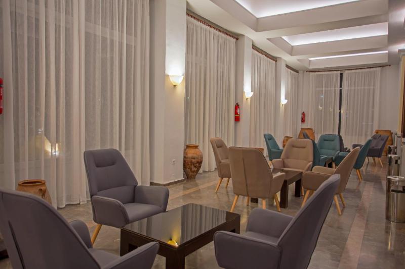 Atlantis Hotel - image 44