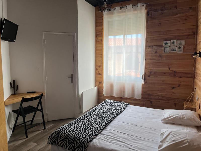 Standard Triple Room image 1