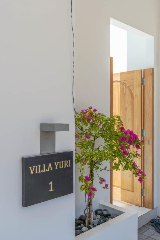 Villa Yuri - Stylish and Tropical Oasis 2BR Villa in Canggu - image 47
