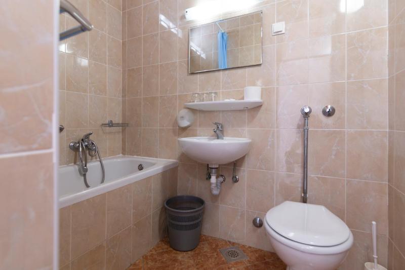 Comfort Double or Twin Room image 1