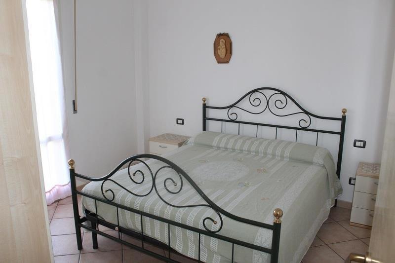 trilocale 100 mt mare con terrazza abitabile - image 12