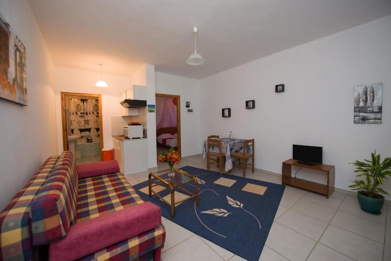 Apartment with Sea View image 3