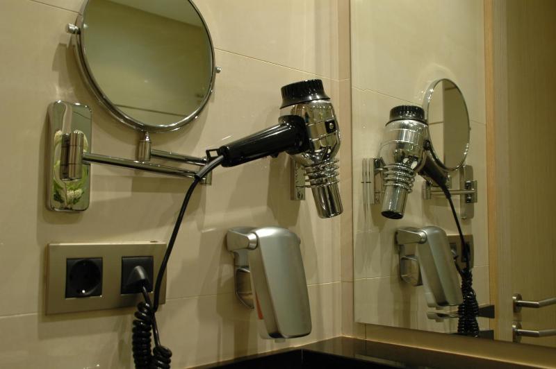 Superior Studio image 3