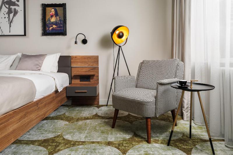 Superior Suite image 3
