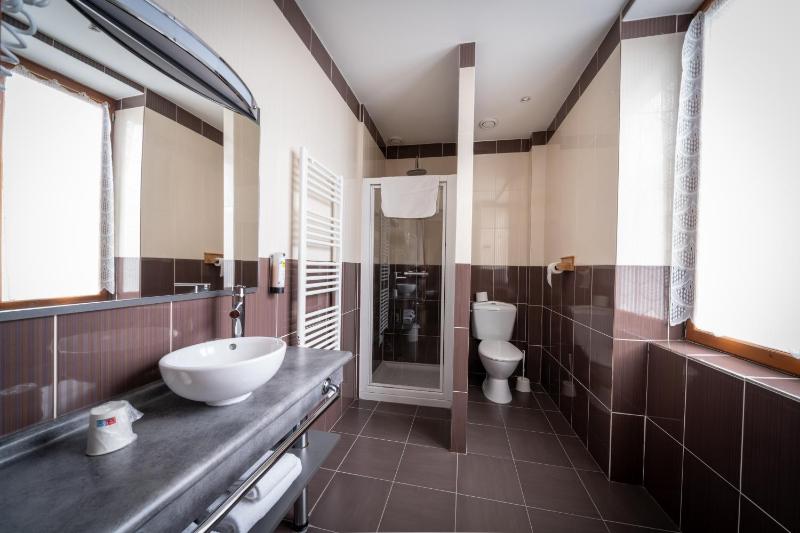 Double  Room image 4