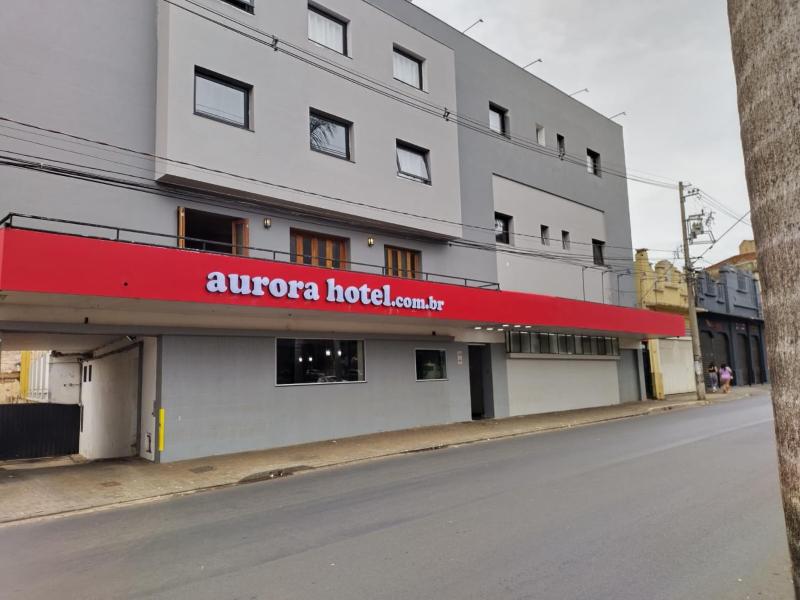 Aurora Hotel - image 1