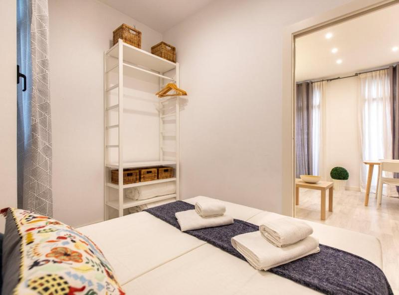 Pere Serafi 2 bedroom apartment - image 16