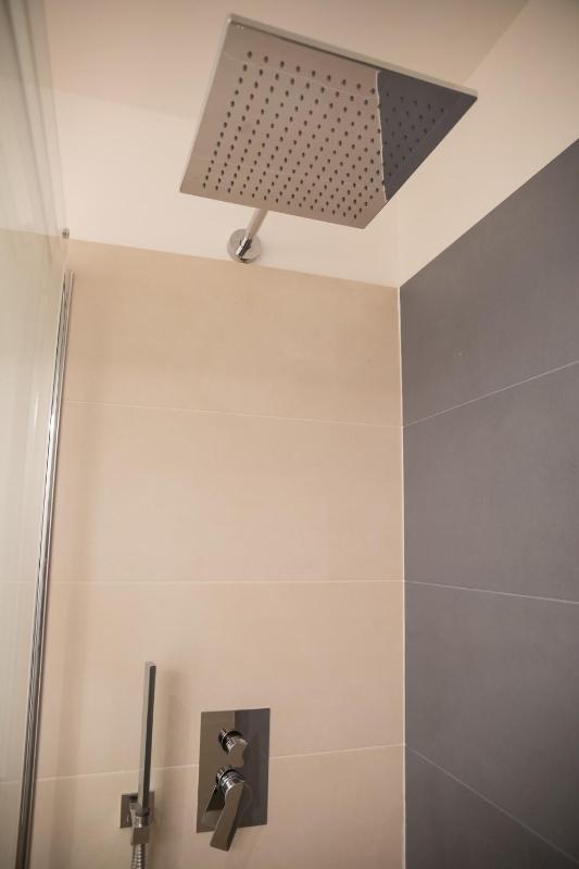 Romantic White Apartment - 5 minutes from the lake - image 28