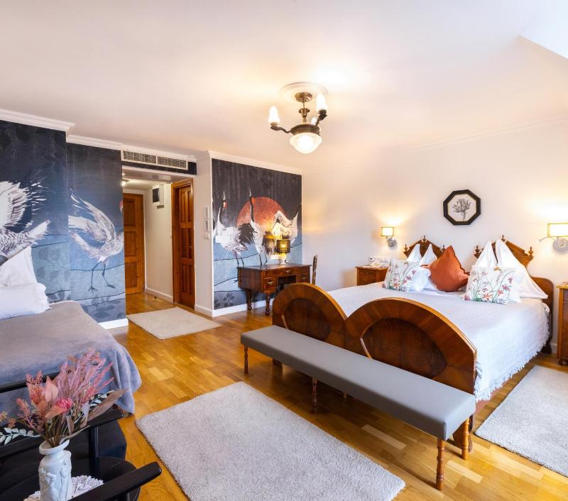 Superior Triple Room image 1