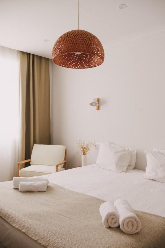 Twin/Double Deluxe Room image 1