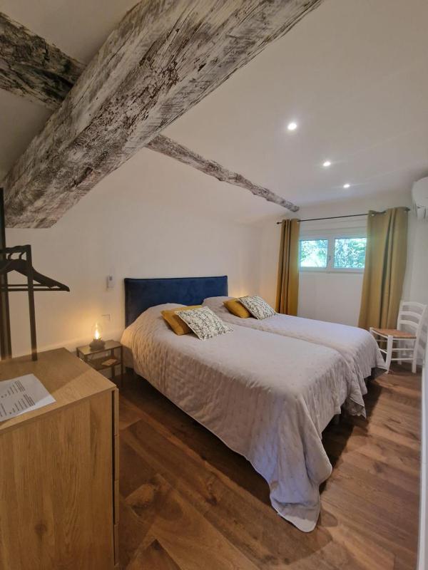 Superior Two-Bedroom Apartment image 4
