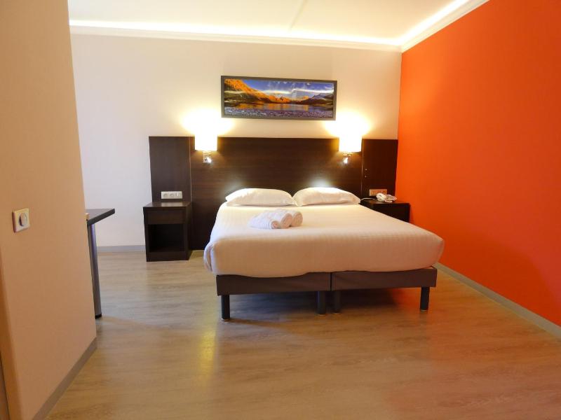 Double Room - Disability Access image 1