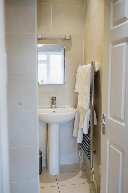 Double Room image 2