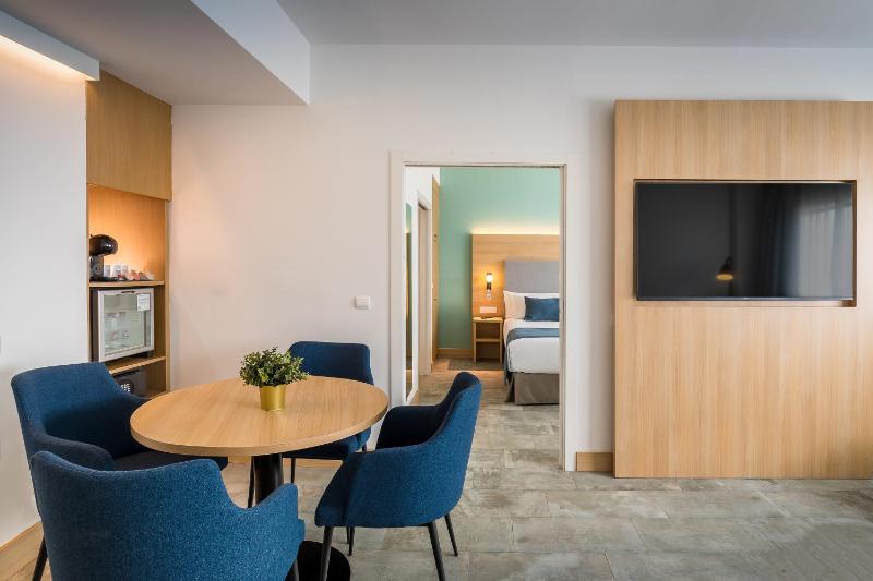 Junior Suite image 4