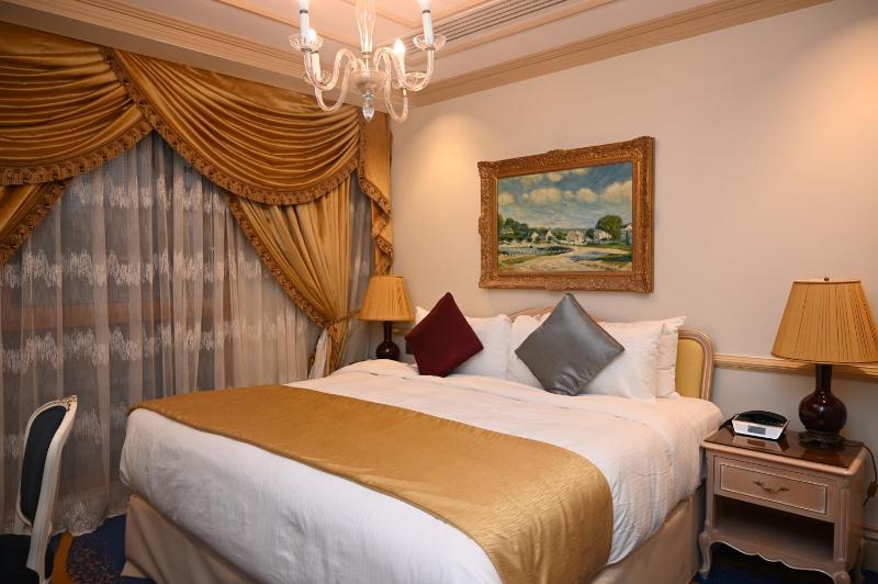 Royal Double Room City View | Executive Floor