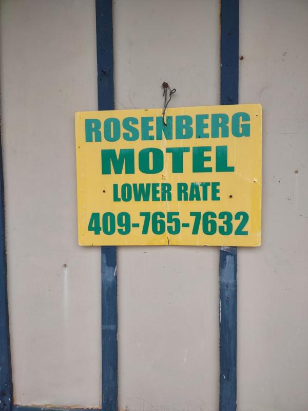Rosenberg Motel - image 7