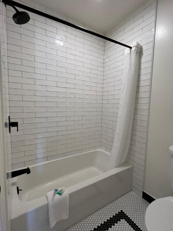 Double Room with Two Double Beds - Non-Smoking image 3