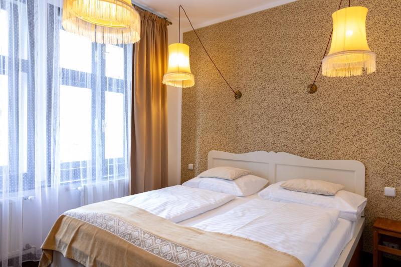 Deluxe Double Room image 1