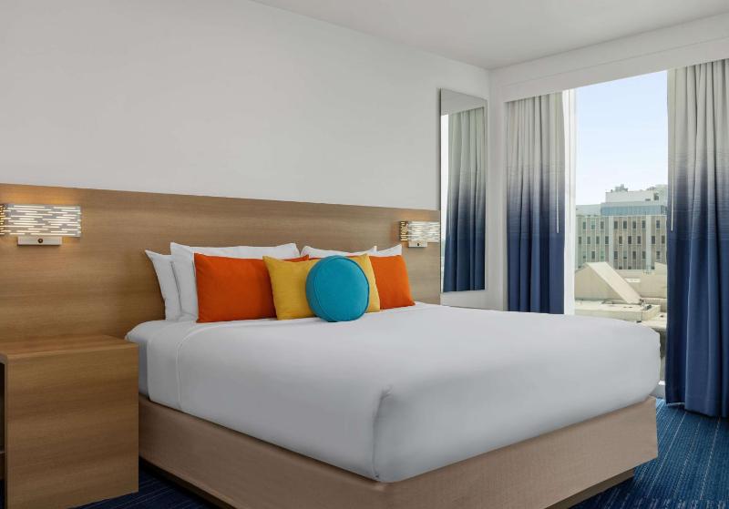 The Art Hotel Denver Curio Collection by Hilton - image 26