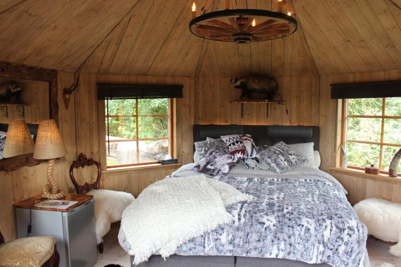 Chalet image 2