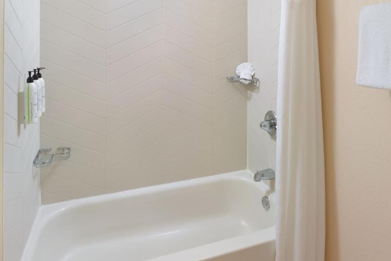 Double Room with Two Double Bed image 2