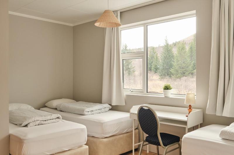 Standard Quadruple Room (4 Single beds) image 3