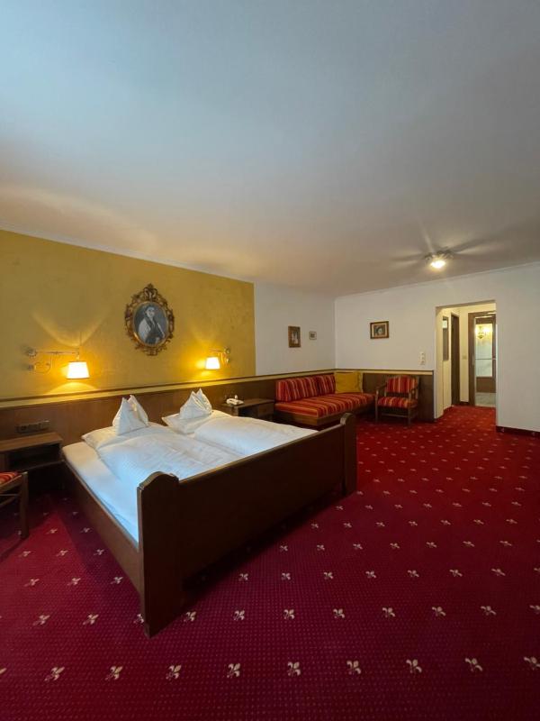 Superior Double Room image 1