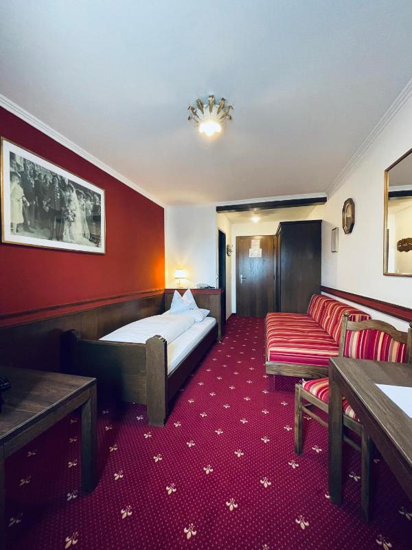 Single Room image 1