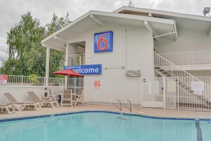 Motel 6-Portland OR - Central - image 23