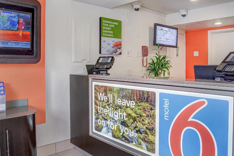 Motel 6-Portland OR - Central - image 15