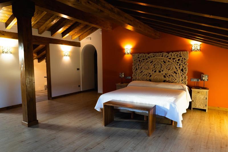 One-Bedroom Suite image 1