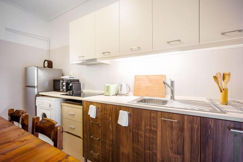 Top Acropolis Sightseeing 1st FLR Elegant Flat by LODGESPOT - image 7