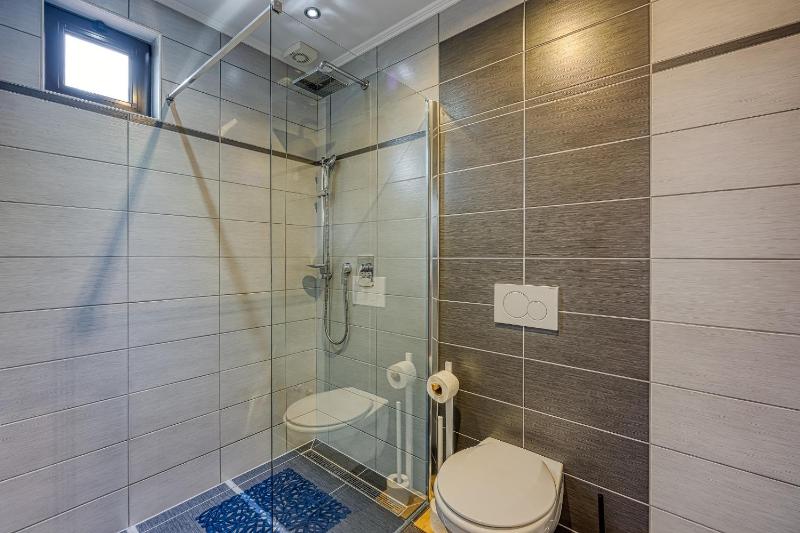 Apartments Suki - image 17