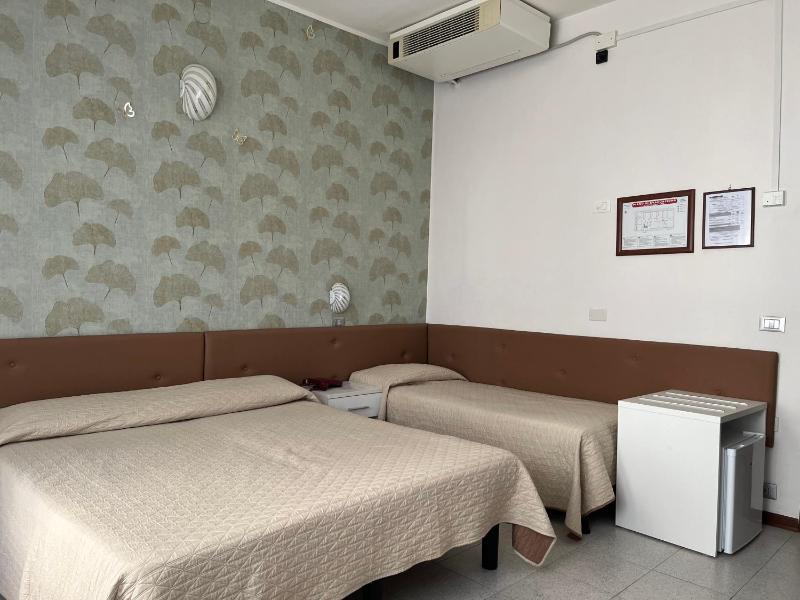 Hotel Touring - image 10