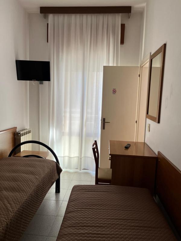 Quadruple Room image 3