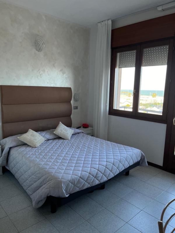 Double or Twin Room with Sea View image 1