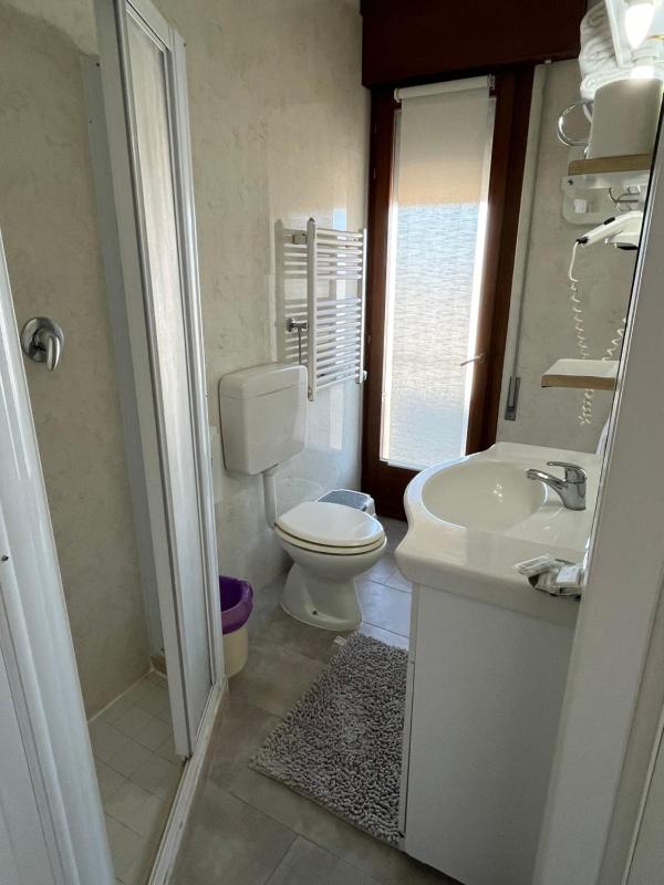 Triple Room with Sea View image 4