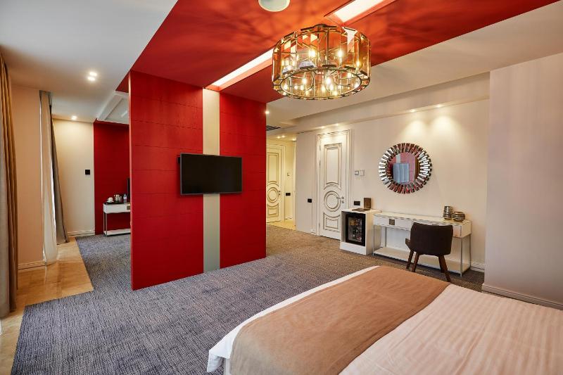 King Suite image 4