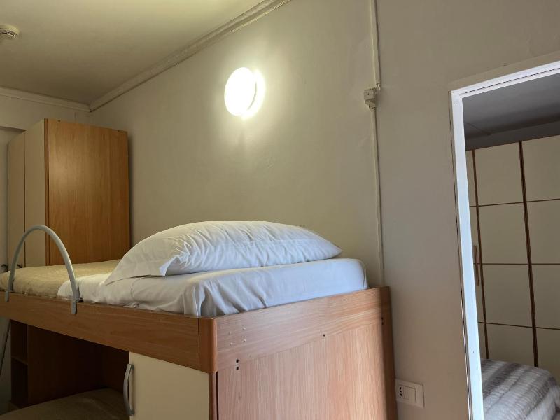 Quadruple Room image 2