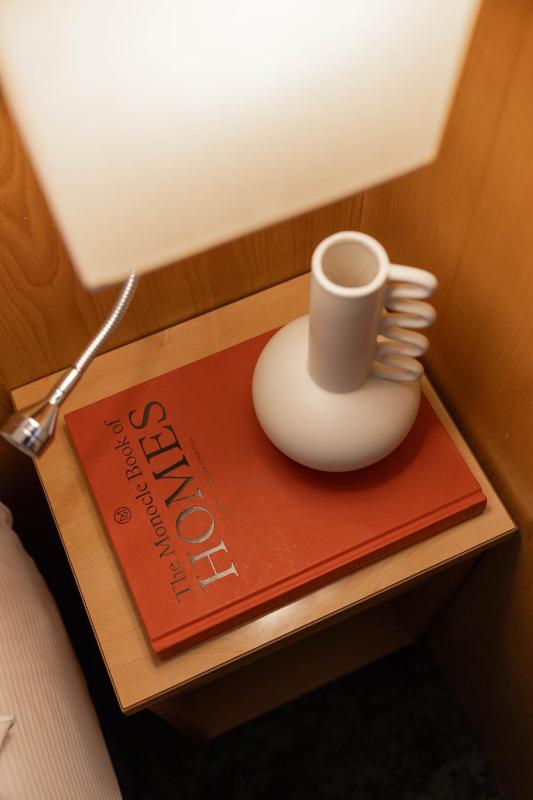 Classic Double Room image 4