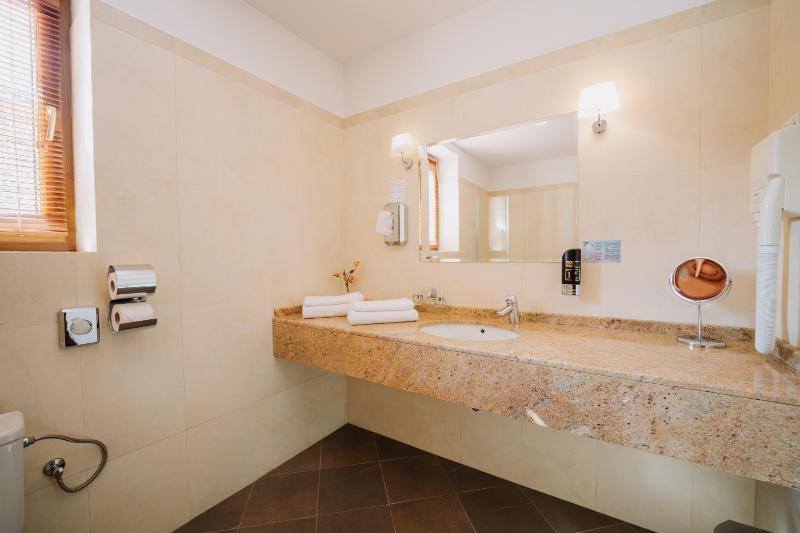 Boutique Hotel Maraton - image 35
