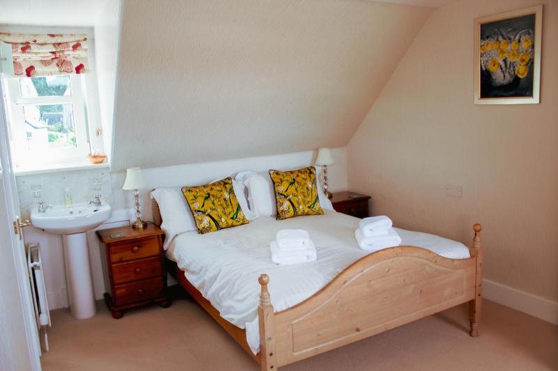 Double Room with Sea View image 1