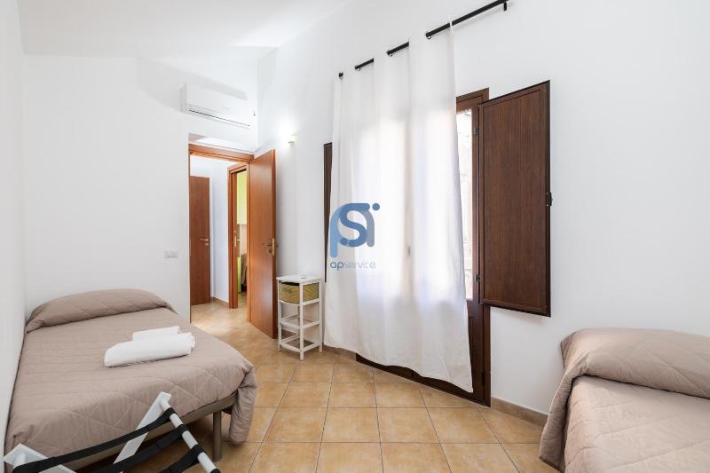 Ni Ni Apartments - Self Check in - image 24