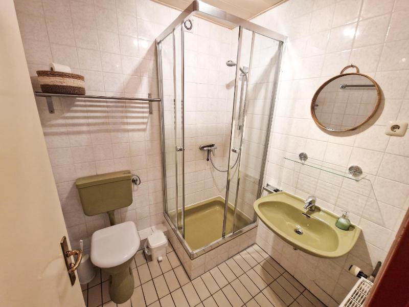 Large Double or Twin Room image 3
