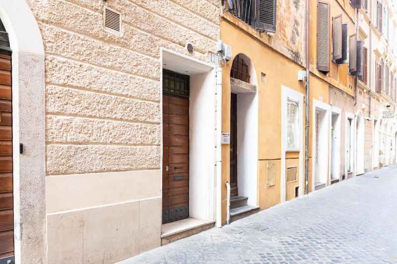 Studio with Terrace image 3