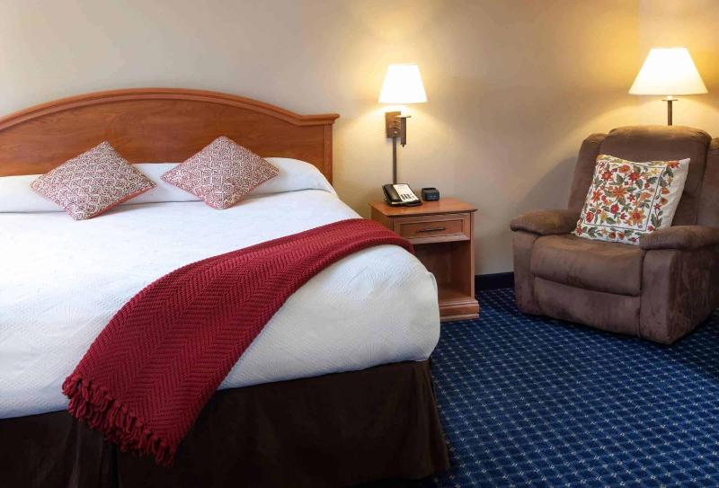 King Room image 4