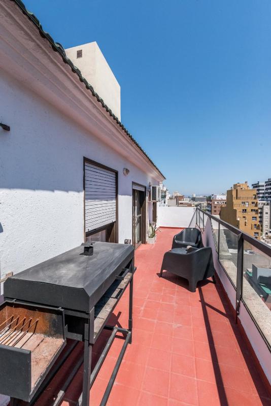 Departamento con balcón espectacular by Lofty - image 21