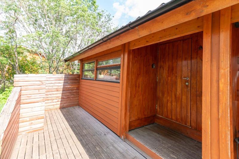 One-Bedroom House image 2