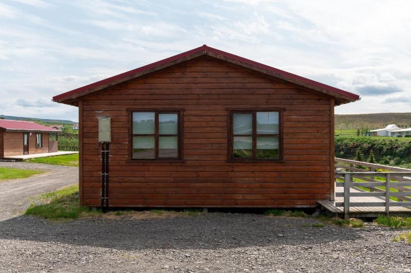Two-Bedroom Cottage with Hot Tub image 2